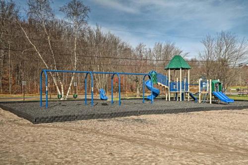 SHADY LEAF LODGE-Family Friendly Getaway - Arrowhead Lake, Poconos