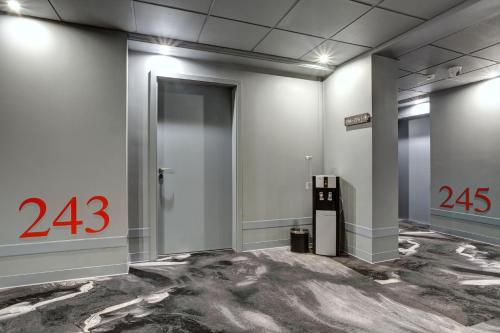Holiday Inn St Petersburg - Theatre Square - image 5