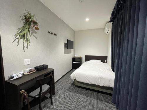 Hotel de M – Miyako-jima, CA