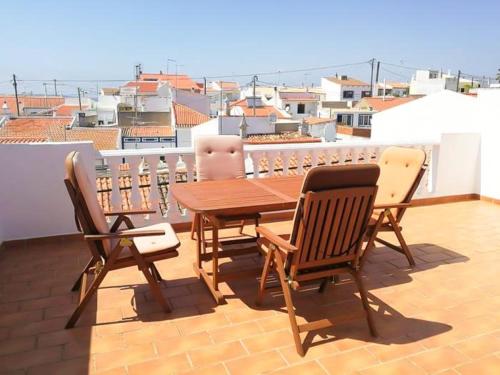 Casa Elza - Apartamento calmo com terraco