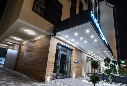 Intrare, Hugo Hotel in Satu Mare