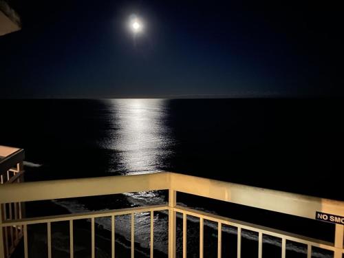 1108 Waters Edge Resort condo - main image