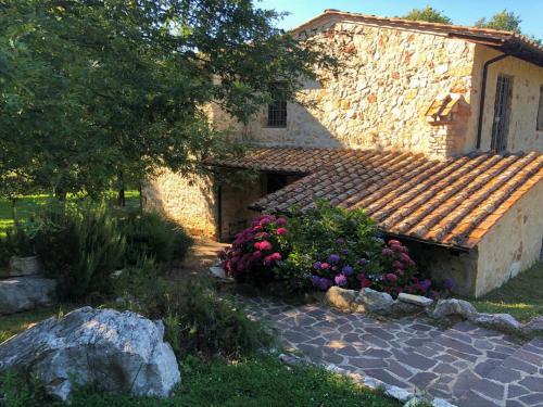  Beautiful Stone Country Villa in Casaprota