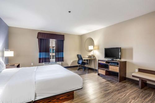 Quality Inn Calvert City - Paducah East in Calvert City, USA