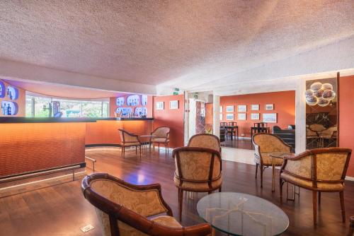 Carvoeiro Hotel - image 13