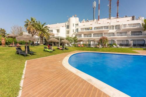 Carvoeiro Hotel - image 10