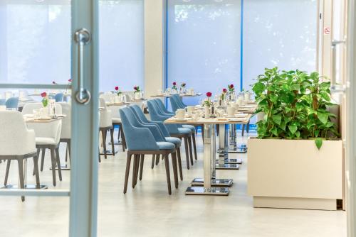 Blue Kotor Bay Premium Spa Resort - image 10