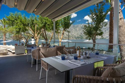 المرافق, Hyatt Regency Kotor Bay Resort in دونجي ستوليف