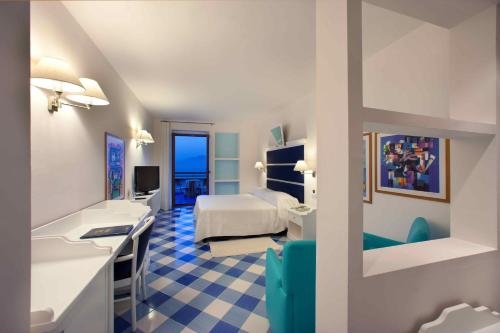 Hotel Bristol