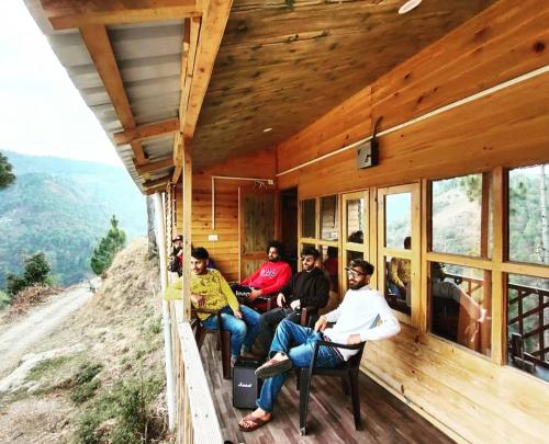 Golden valley cottages, Chail