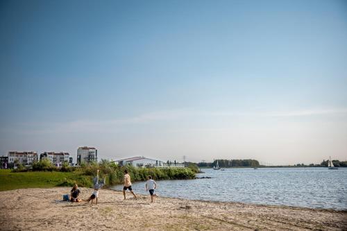 Hotel Eemhof by Center Parcs - image 11