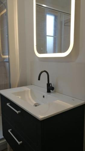 ห้องน้ำ, L'escale - Appartement en centre ville in อับวีล