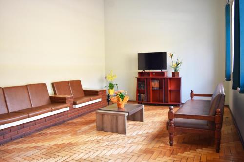 Exterior view of Palace Hotel Itapira