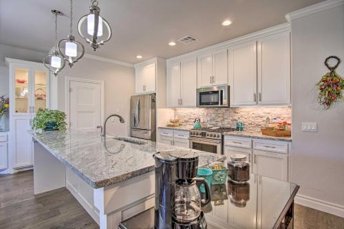 Modern OKC Retreat Half-Mile to Plaza District! in Oklahoma City, USA