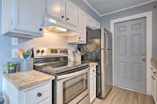 Blue Pearl in Gulf Shores - Steps to Beach! - image 4