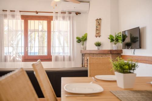 Mistral Seafront by MarCalma in Playa y Fiesta