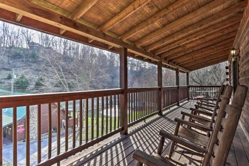 Smoky Mountain Cabin with Game Room and Hot Tub! in Pigeon Forge, USA
