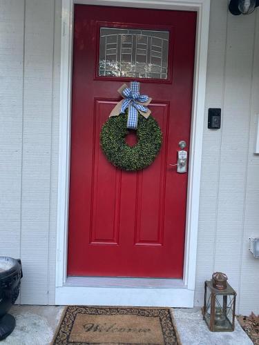 Chic Cottage 1.7 miles to Downtown Highlands