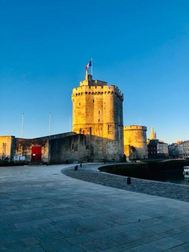 Nuit insolite sur un voilier au cœur de La Rochelle