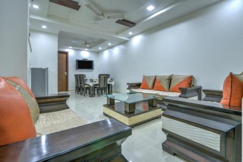 Ideal 3bhk apartment!Downtown