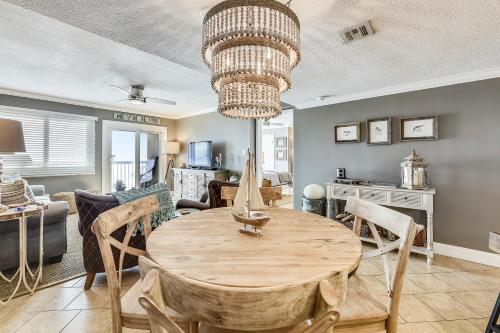 Pinnacle Port B3-306 by Book That Condo - image 7