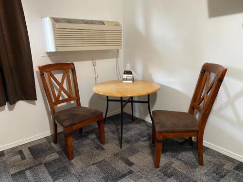 Americas Best Value Inn photo