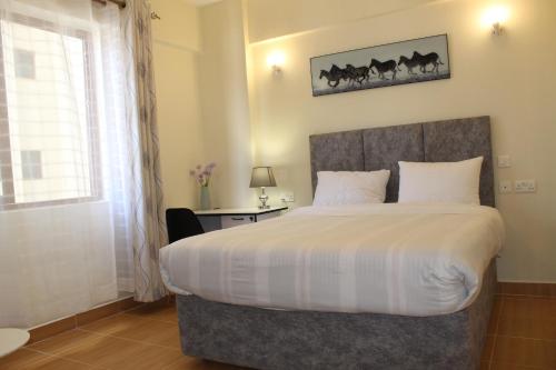 Upscale, Minimalist 1BR Apt in Kileleshwa