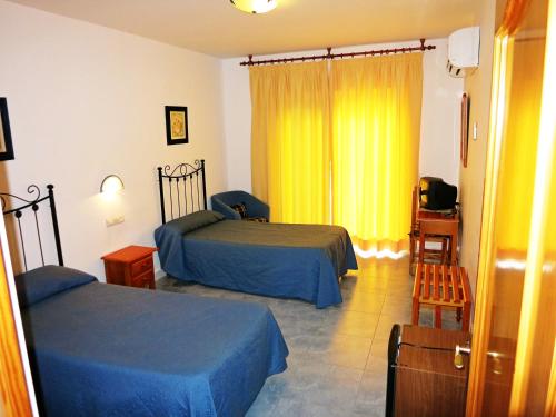 Hostal Brisamar - image 10