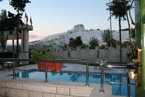 Double Room with Pamukkale View image 7