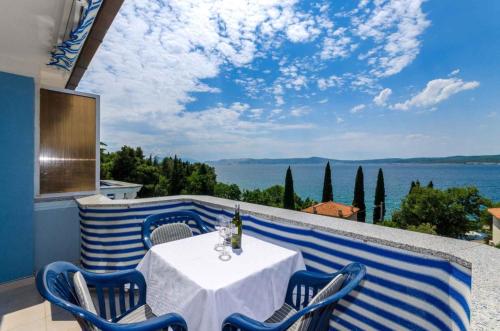 Apartments in Crikvenica 39217 - image 3
