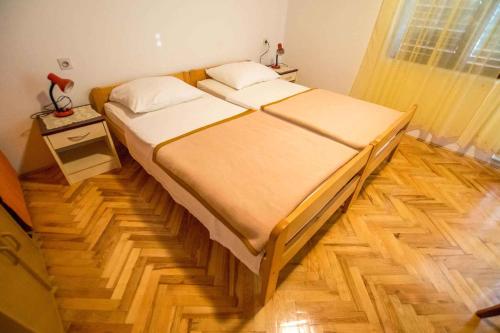 Apartment in Starigrad-Paklenica 6877, Starigrad-Paklenica (Ortopula) (foto 2)