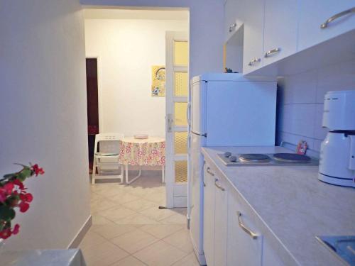 Apartment in Starigrad-Paklenica 6877, Starigrad-Paklenica (Ortopula) (foto 7)