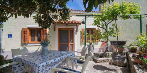 Apartment in Veli Lošinj 36494 Ilovik