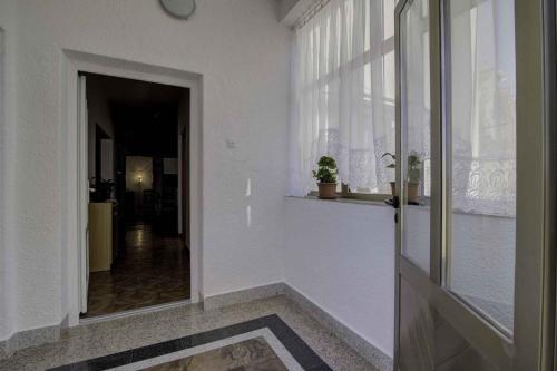 Apartment in Senj 38531