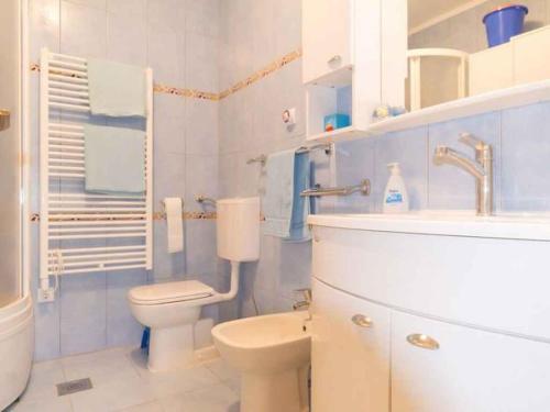 Apartment in Njivice/Insel Krk 13303 - image 6