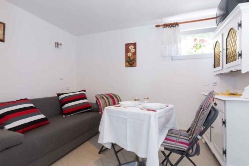  Studio in Vrbnik/Insel Krk 36776 in Vrbnik