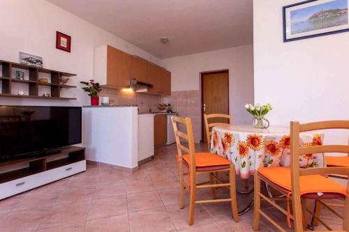 Apartment in Vrbnik/Insel Krk 36856 - image 2