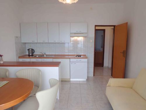 Apartments Seline/Paklenica Riviera 36550