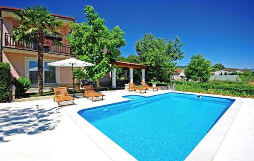 Holiday Home 1