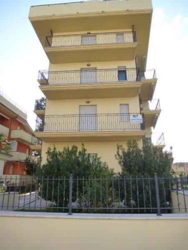  Apartments Alba Adriatica/Abruzzen 20769, Pension in Alba Adriatica