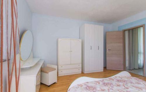 Apartment in Krsan 30369
