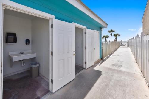 Gulf Highlands #208 by Book That Condo