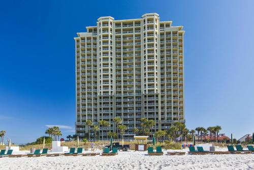 Grand Panama Beach Resort #1808-1 by Book That Condo - image 3