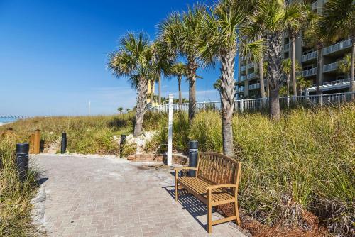 Grand Panama Beach Resort #1808-1 by Book That Condo - image 12