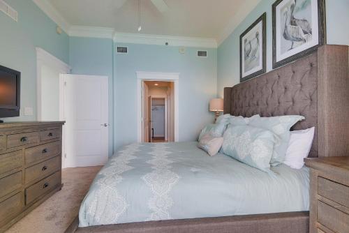 Grand Panama Beach Resort #2202-1 by Book That Condo - image 6