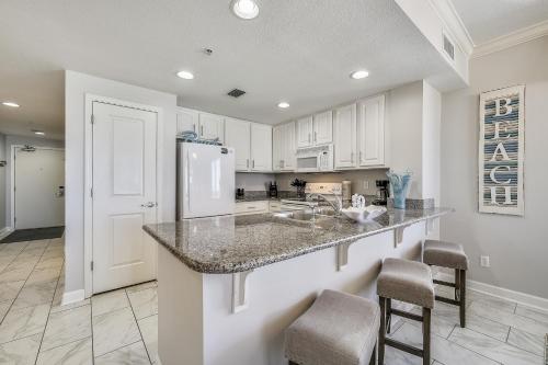 Marisol Condominiums #102 by Book That Condo - image 3