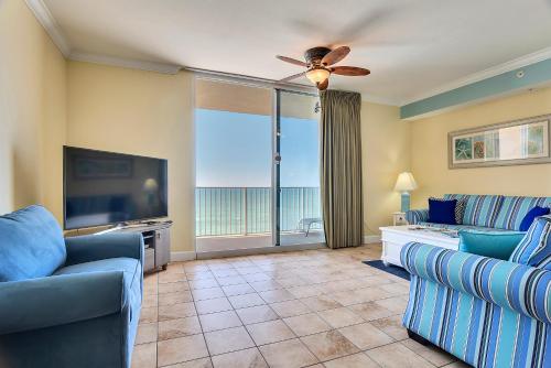 Tidewater Beach Resort #704 by Book That Condo - image 4