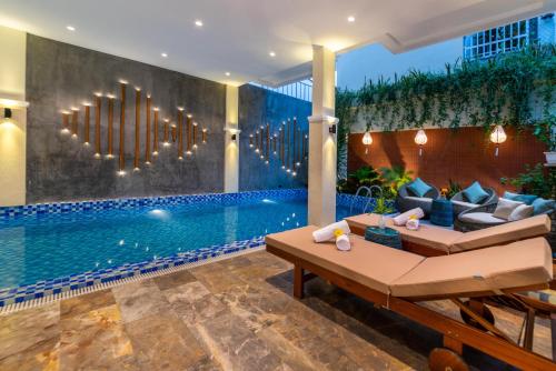 Hoi An Merrily De Art Hotel - 수영장