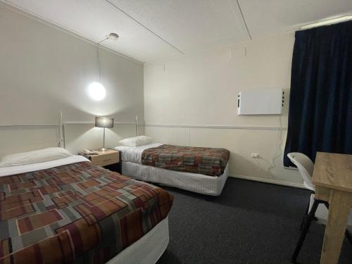 Parkside Inn Motel Room Type - Family Room