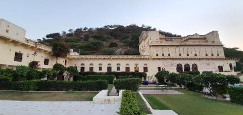 Castle Kalwar